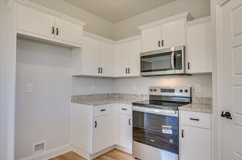 Tiny photo for 826 Sweetgrass Circle, Harlem, GA 30814 (MLS # 552204)