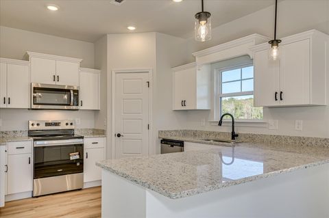 Tiny photo for 826 Sweetgrass Circle, Harlem, GA 30814 (MLS # 552204)