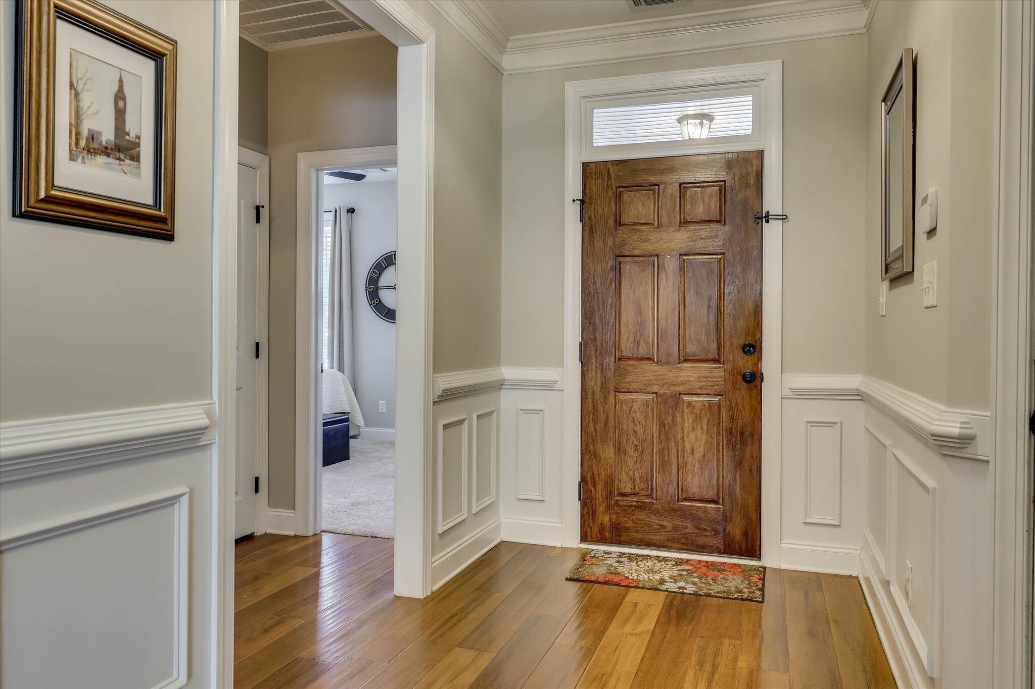 808 Bridgewater Lane