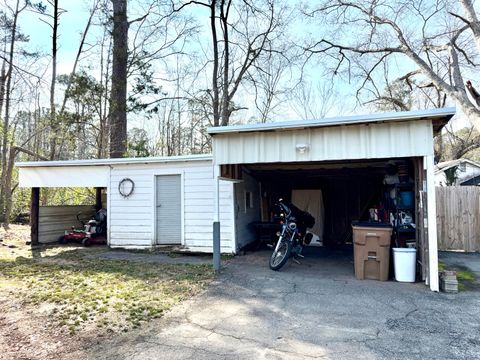 Tiny photo for 543 Jeter Street, Edgefield, SC 29824 (MLS # 552873)