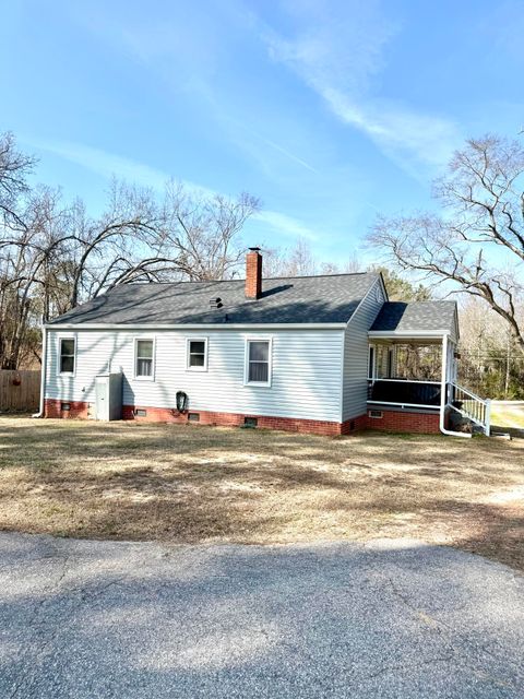 Tiny photo for 543 Jeter Street, Edgefield, SC 29824 (MLS # 552873)