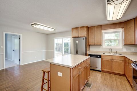 Tiny photo for 239 Cavalier Court, Martinez, GA 30907 (MLS # 548105)