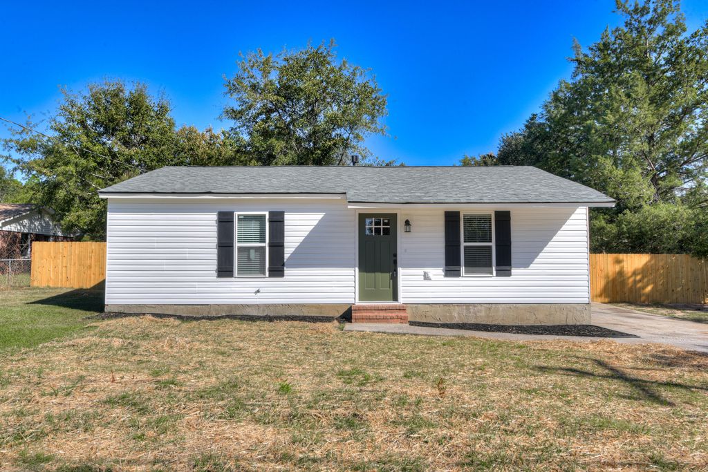 Photo of 2325 Travis Road, Augusta, GA 30906 (MLS # 549476)