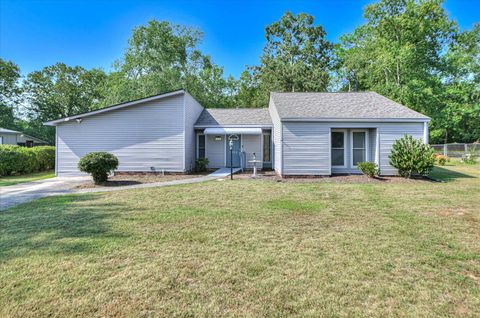 Photo of 3332 Starling Drive, Augusta, GA 30907 (MLS # 547539)