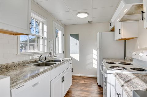 Tiny photo for 801 Monte Sano Avenue, Augusta, GA 30904 (MLS # 551060)