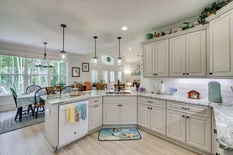 Tiny photo for 128 Crescent Drive, McCormick, SC 29835 (MLS # 544907)