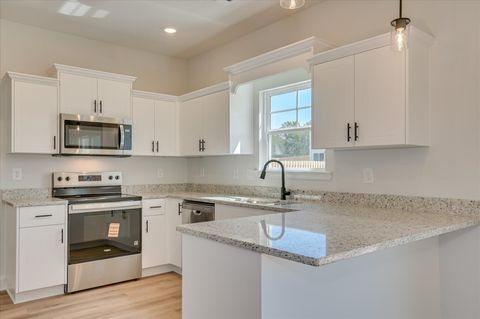 Tiny photo for 829 Sweetgrass Circle, Harlem, GA 30814 (MLS # 552555)