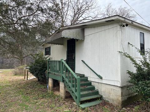 Tiny photo for 391 Commerce Street, Crawfordville, GA 30631 (MLS # 553004)