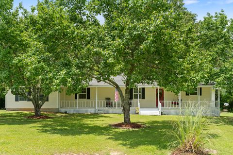 Photo of 4327 Iron Hill Road, Dearing, GA 30808 (MLS # 544011) Photo of 4327 Iron Hill Road, Dearing, GA 30808 (MLS # 544011)
