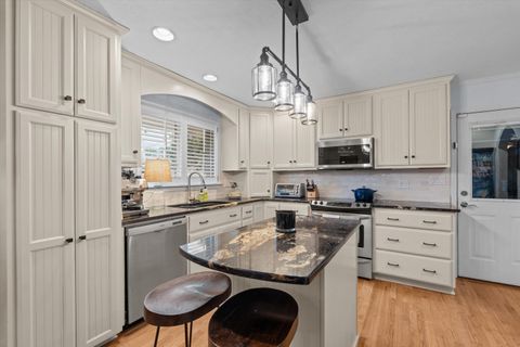 Tiny photo for 933 Fairfield Avenue, North Augusta, SC 29841 (MLS # 552609)