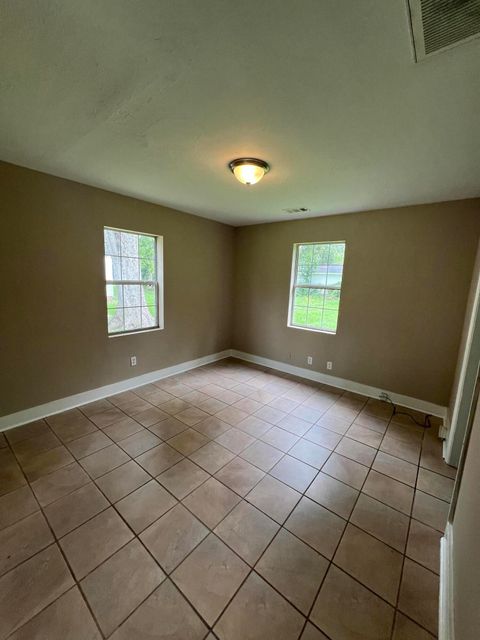 Tiny photo for 823 Mary Avenue, Augusta, GA 30904 (MLS # 545469)