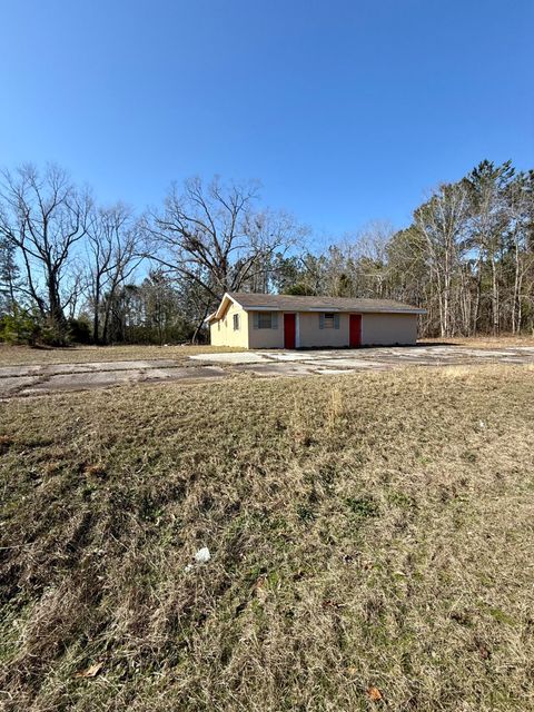 A home in Dearing