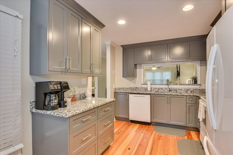 Tiny photo for 315 Coastal Cove Cove, McCormick, SC 29835 (MLS # 542531)