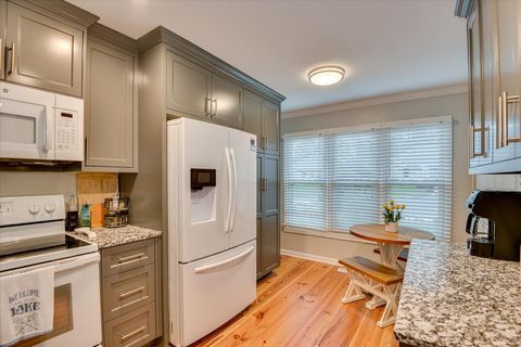 Tiny photo for 315 Coastal Cove Cove, McCormick, SC 29835 (MLS # 542531)