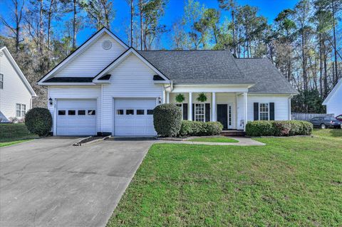 Photo of 915 River Bound Court, Evans, GA 30809 (MLS # 553540)