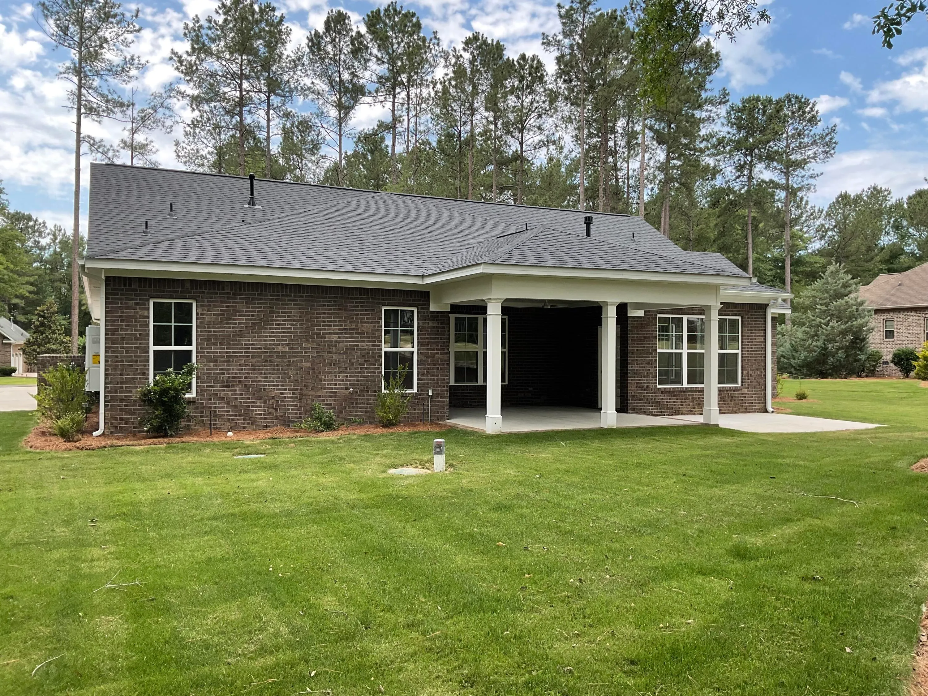 Aiken, South Carolina 29803, United States, 4 Bedrooms Bedrooms, ,4 BathroomsBathrooms,Residential,Pending,29736