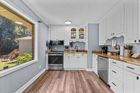 Tiny photo for 3230 Eatonton Highway, Madison, GA 30650 (MLS # 547057)