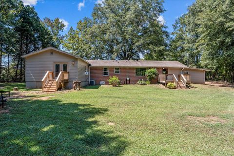 Tiny photo for 3230 Eatonton Highway, Madison, GA 30650 (MLS # 547057)