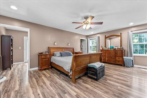 Tiny photo for 3230 Eatonton Highway, Madison, GA 30650 (MLS # 547057)