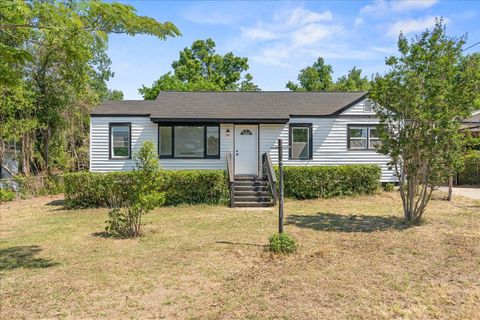 Photo of 118 Sanders Drive, North Augusta, SC 29841 (MLS # 555278)