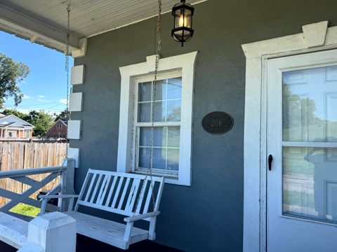 Tiny photo for 206 Reynolds Street, Augusta, GA 30901 (MLS # 547005)