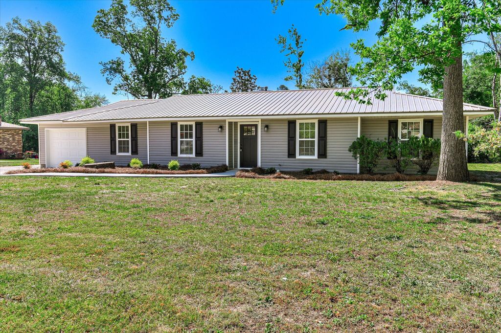 Photo of 4042 Fairfax Street, Augusta, GA 30907 (MLS # 554623)