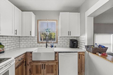 Tiny photo for 2702 Richmond Hill Road, Augusta, GA 30906 (MLS # 551439)