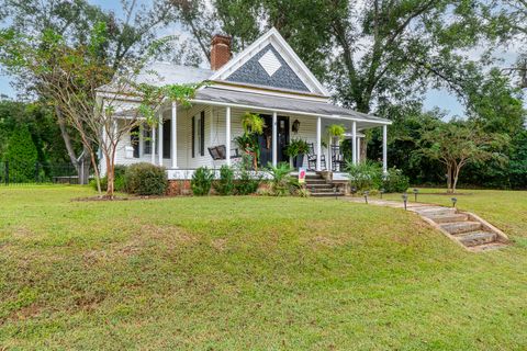 Tiny photo for 414 Penn Street, Edgefield, SC 29824 (MLS # 547610)