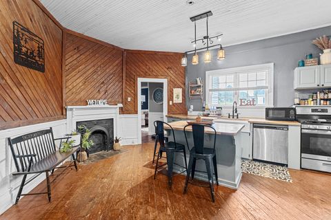 Tiny photo for 414 Penn Street, Edgefield, SC 29824 (MLS # 547610)