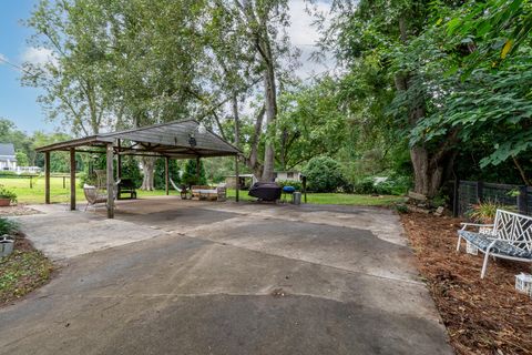 Tiny photo for 414 Penn Street, Edgefield, SC 29824 (MLS # 547610)