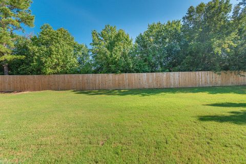 Tiny photo for 917 Windmill Parkway, Evans, GA 30809 (MLS # 545926)