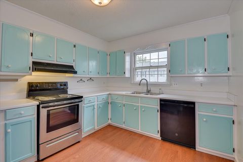 Tiny photo for 1010 Hickman Road, Augusta, GA 30904 (MLS # 546230)