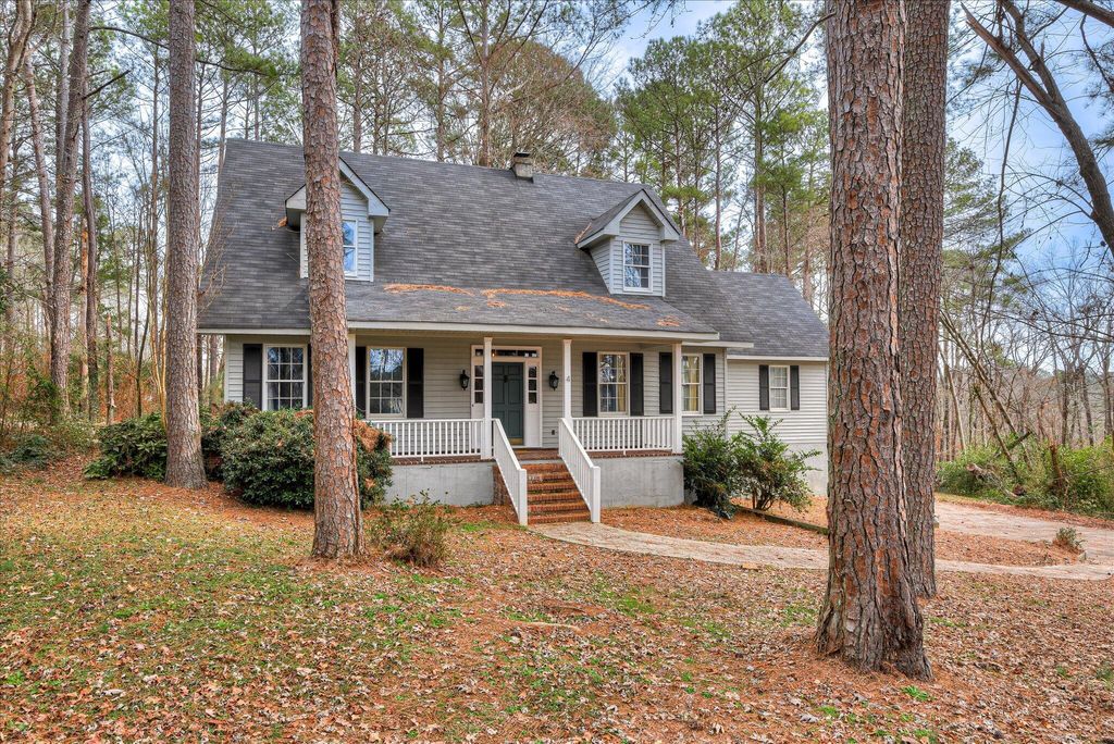 Photo of 4 Twin Oaks Drive, North Augusta, SC 29860 (MLS # 550706)