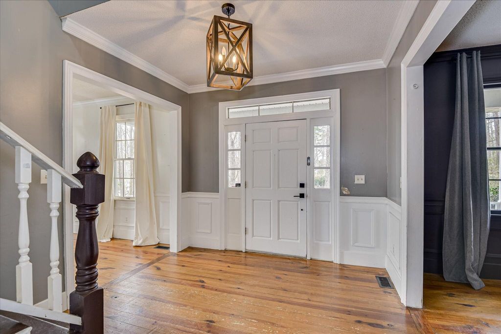 Photo of 4 Twin Oaks Drive, North Augusta, SC 29860 (MLS # 550706)