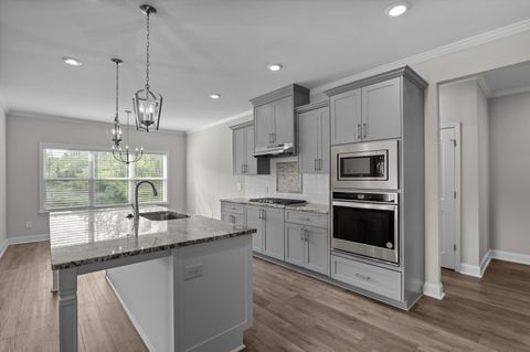 Tiny photo for 647 Bunchgrass Street, Evans, GA 30809 (MLS # 553258)