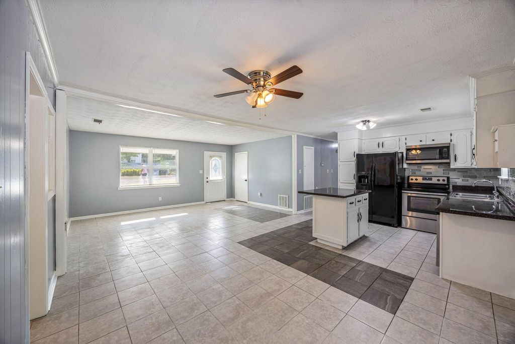 Photo of 2611 Shalimar Drive, Augusta, GA 30906 (MLS # 554987)