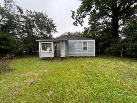 Tiny photo for 2135 Shirley Avenue, Augusta, GA 30904 (MLS # 545682)