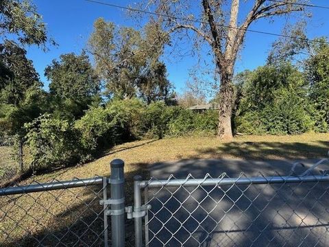 Tiny photo for 1006 Circle Street, Edgefield, SC 29824 (MLS # 549381)