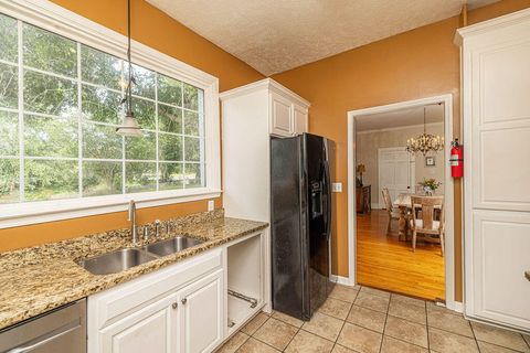Tiny photo for 423 Columbia Road, Edgefield, SC 29824 (MLS # 543866)