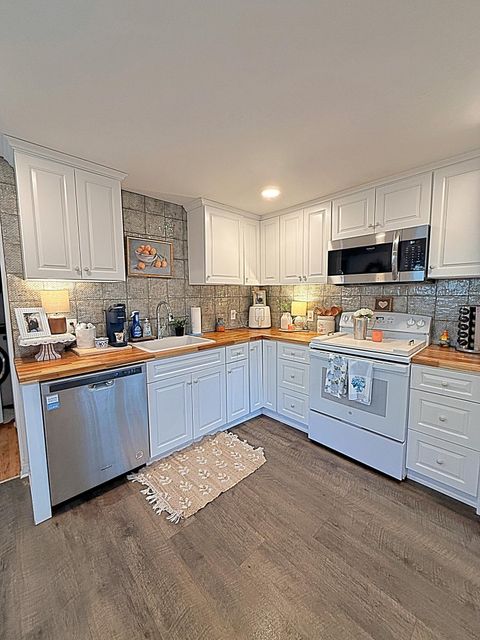 Tiny photo for 338 NW Mccormick Street, Aiken, SC 29801 (MLS # 552835)