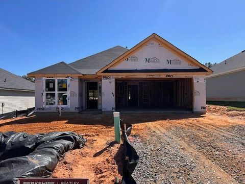 Photo of 8220 Snelling Drive, Aiken, SC 29803 (MLS # 546450) Photo of 8220 Snelling Drive, Aiken, SC 29803 (MLS # 546450)