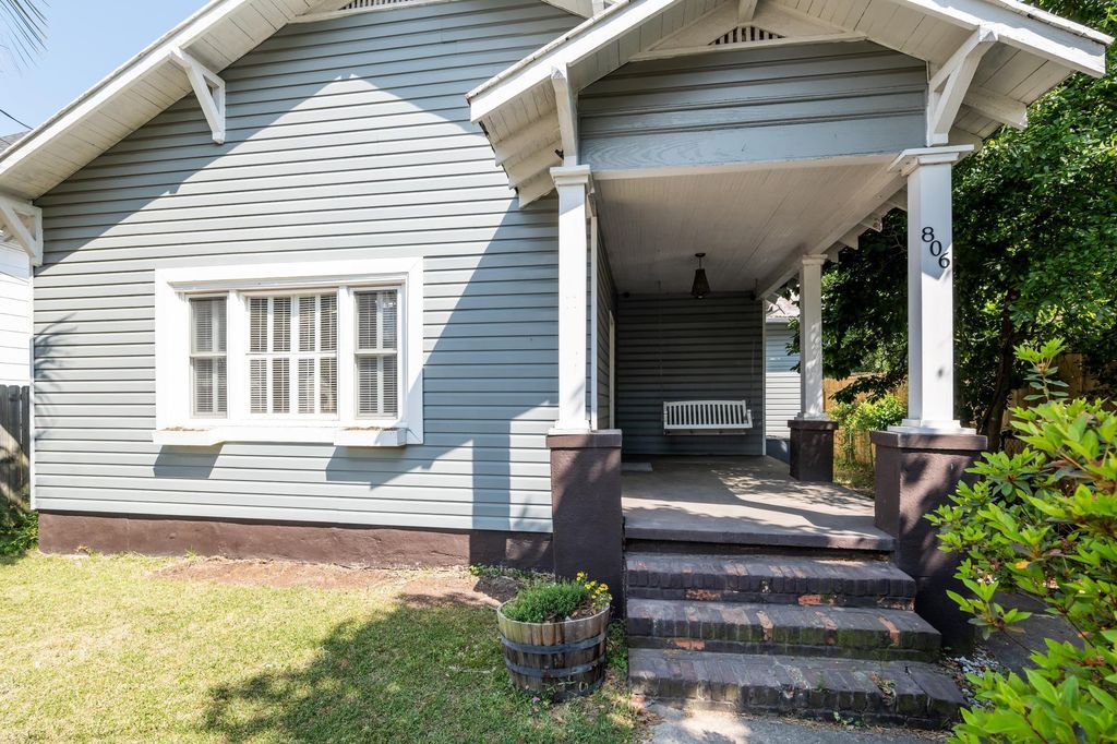 Photo of 806 Crawford Avenue, Augusta, GA 30904 (MLS # 555199)