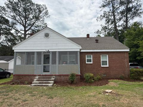 Photo of 225 Gordon Street, Thomson, GA 30824 (MLS # 555539)