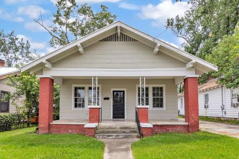 Photo of 2008 Starnes Street, Augusta, GA 30904 (MLS # 546873) Photo of 2008 Starnes Street, Augusta, GA 30904 (MLS # 546873)