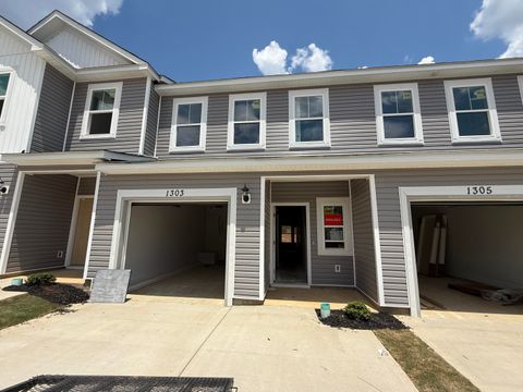 Photo of 1303 Newbern Drive, Grovetown, GA 30813 (MLS # 540542) Photo of 1303 Newbern Drive, Grovetown, GA 30813 (MLS # 540542)