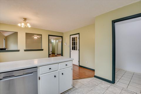 Tiny photo for 462 Old Sudlow Lake Road, North Augusta, SC 29841 (MLS # 550040)