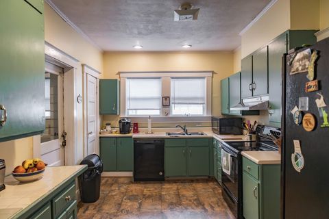 Tiny photo for 727 Harvey Street, Millen, GA 30442 (MLS # 550274)