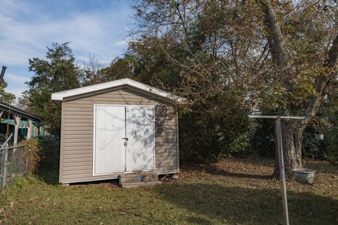 Tiny photo for 727 Harvey Street, Millen, GA 30442 (MLS # 550274)