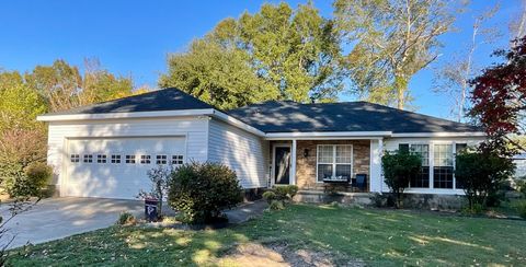 Photo of 340 Shady Grove Drive, Harlem, GA 30814 (MLS # 548614) Photo of 340 Shady Grove Drive, Harlem, GA 30814 (MLS # 548614)