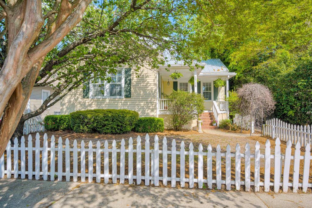 Photo of 1428 Stovall Street, Augusta, GA 30904 (MLS # 554847)